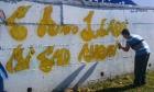 Poruke O Ljubavi; Grafiti, Plakati